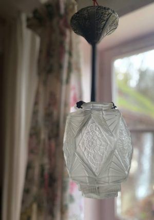 Lustre ancien Époque Art Déco en pâte de Verre et bronze