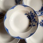 Une jolie série d'assiettes en faïence Digouin Sarreguemines modèle Corsica très lumineux