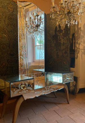 Coiffeuse Ancienne en miroir des années 50 