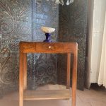 Petite console époque Art Déco en noyer – Élégance et praticité pour petits espaces