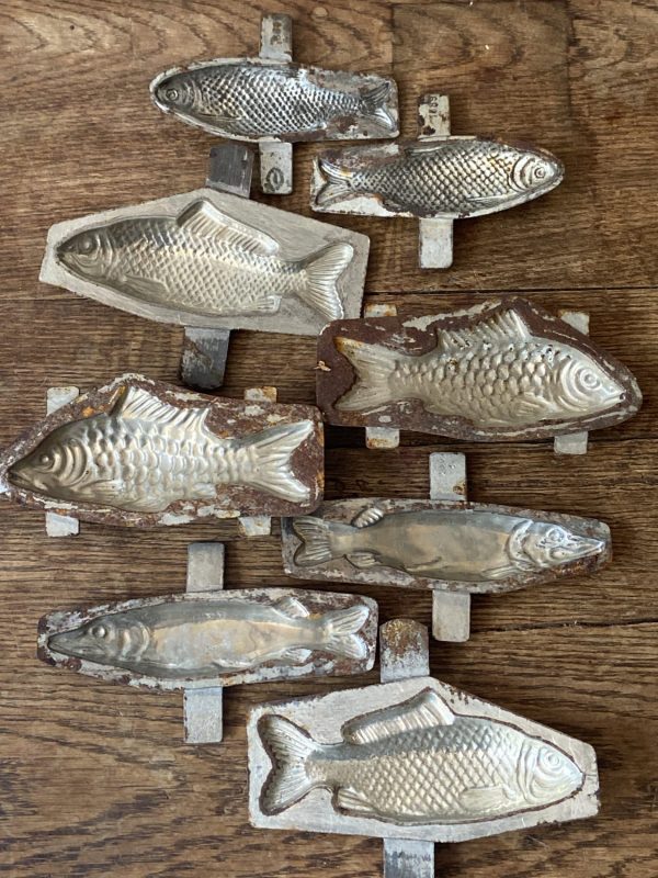 Lot de 8 anciens moules à chocolat – Modèles poisson – Fin XIXe – Image 2