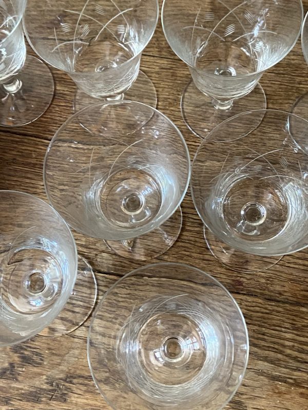 Série de 7 verres vintage des années 50 tulipe en cristal – Buvant 8,5 cm, hauteur 13 cm – Image 3
