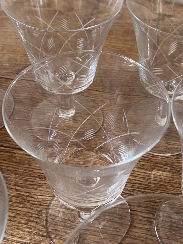 Série de 7 verres vintage des années 50 tulipe en cristal – Buvant 8,5 cm, hauteur 13 cm – Image 10
