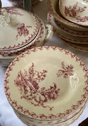 Adopté Service de vaisselle ancienne Terre de Fer Faïence de Gien - 41 pièces Epoque XIXe rose