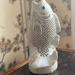 Carpe Koi décorative en porcelaine vernissée  27 cm Asie époque 1900