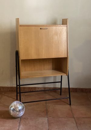 Adopté : Secrétaire mural dans le goût de Jacques Hitier – Années 60