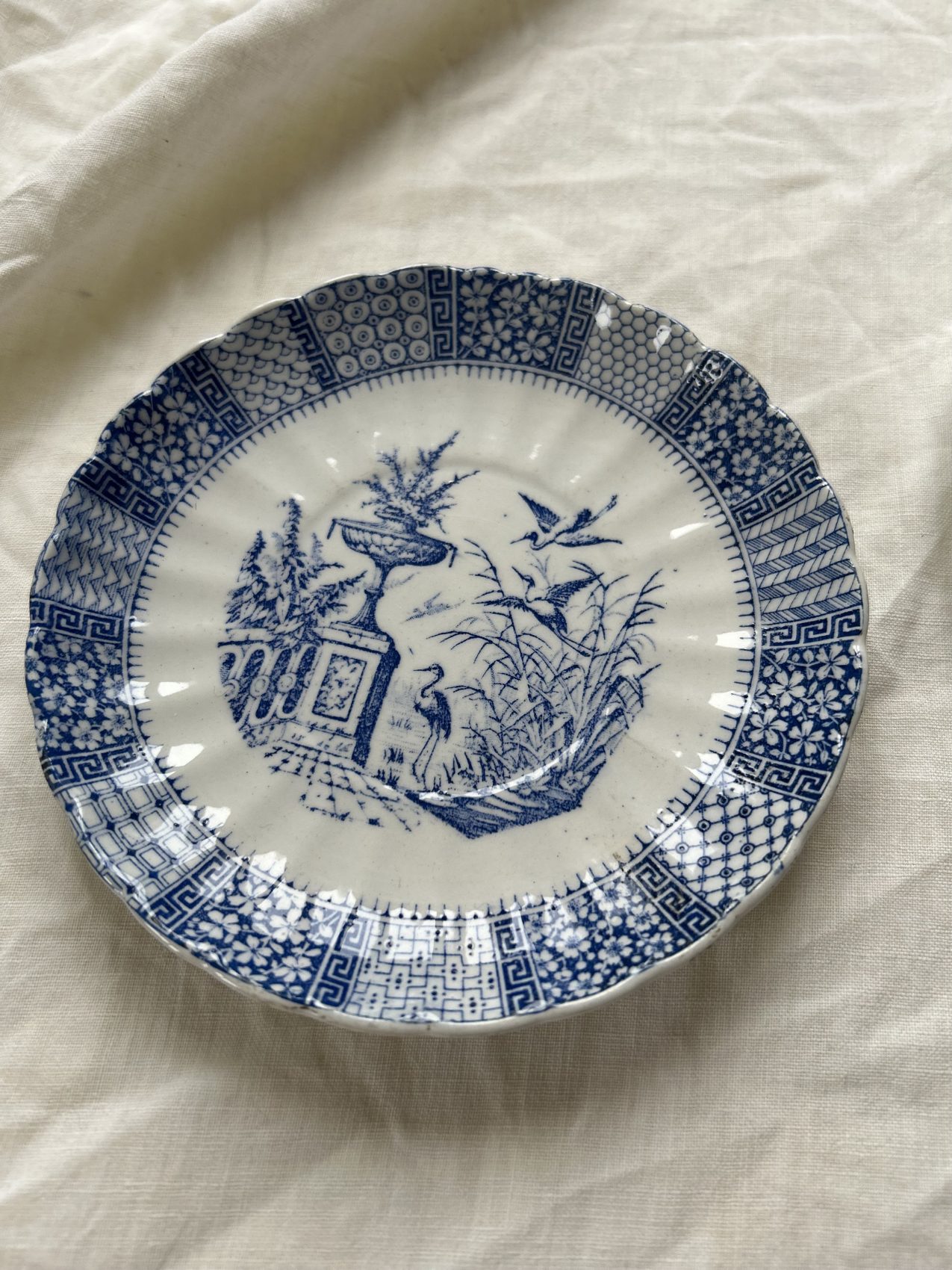 Paire de tasses à thé anciennes KG Lunéville fin XIXᵉ – Décor à l’antique – Faïence française – Image 20