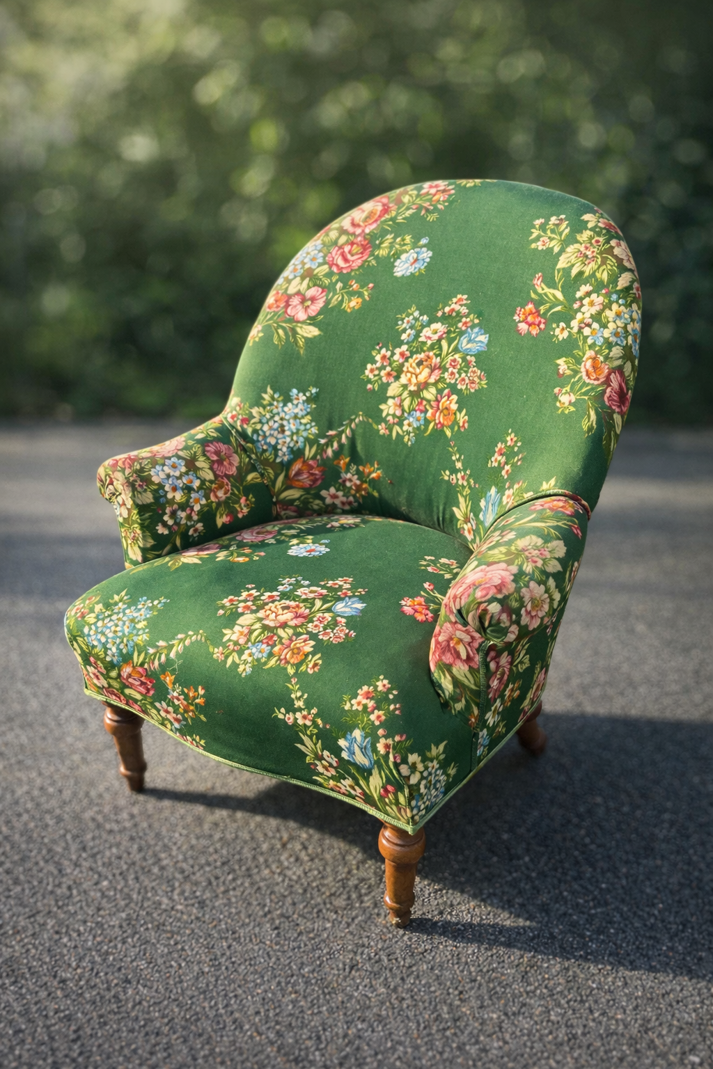Fauteuil ancien Napoléon III en tissu floral vert