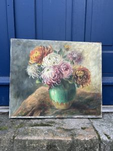 https://labrocantebucolique.fr/boutique/tableaux-anciens/tableau-ancien-nature-morte-florale-et-fruits-peinture-a-lhuile-sur-bois-epoque-1900-un-classique-des-interieur-bourgeois-en-1900/