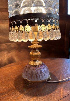 Lampe ancienne vintage 43 x 17 cm en verre bleu et pampilles de verre Prix de vente de 87 euros  Livraison partout en France au choix