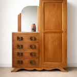 Armoire asymétrique art déco en noyer massif – commode et penderie intégrées – 183 cm Prix de vente de 399 euros Livraison partout en France en rdc 150 euros