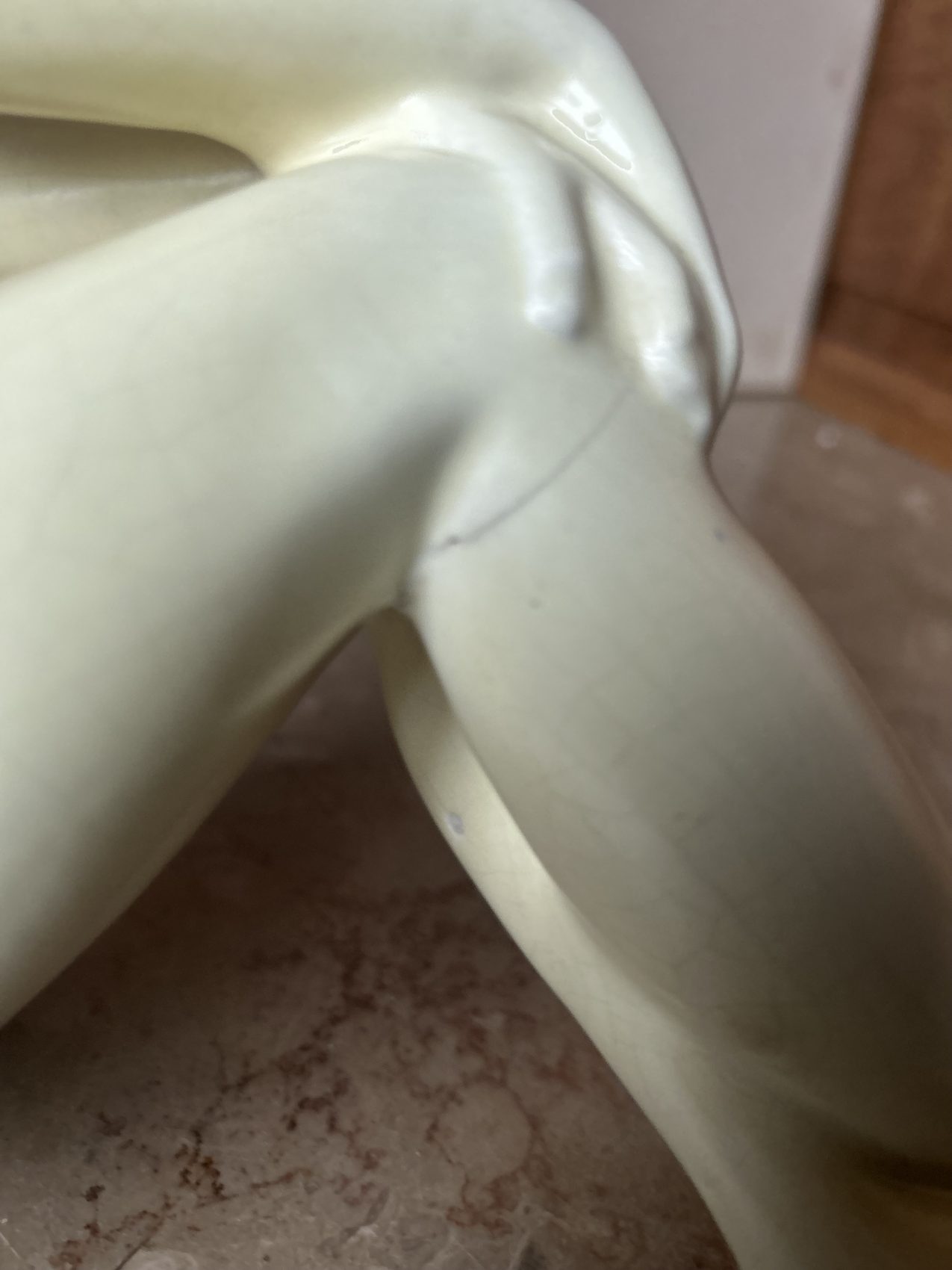 Sculpture art déco ivoire signée Odyv – Berlot-Mussier Vierzon – La baigneuse – Image 3