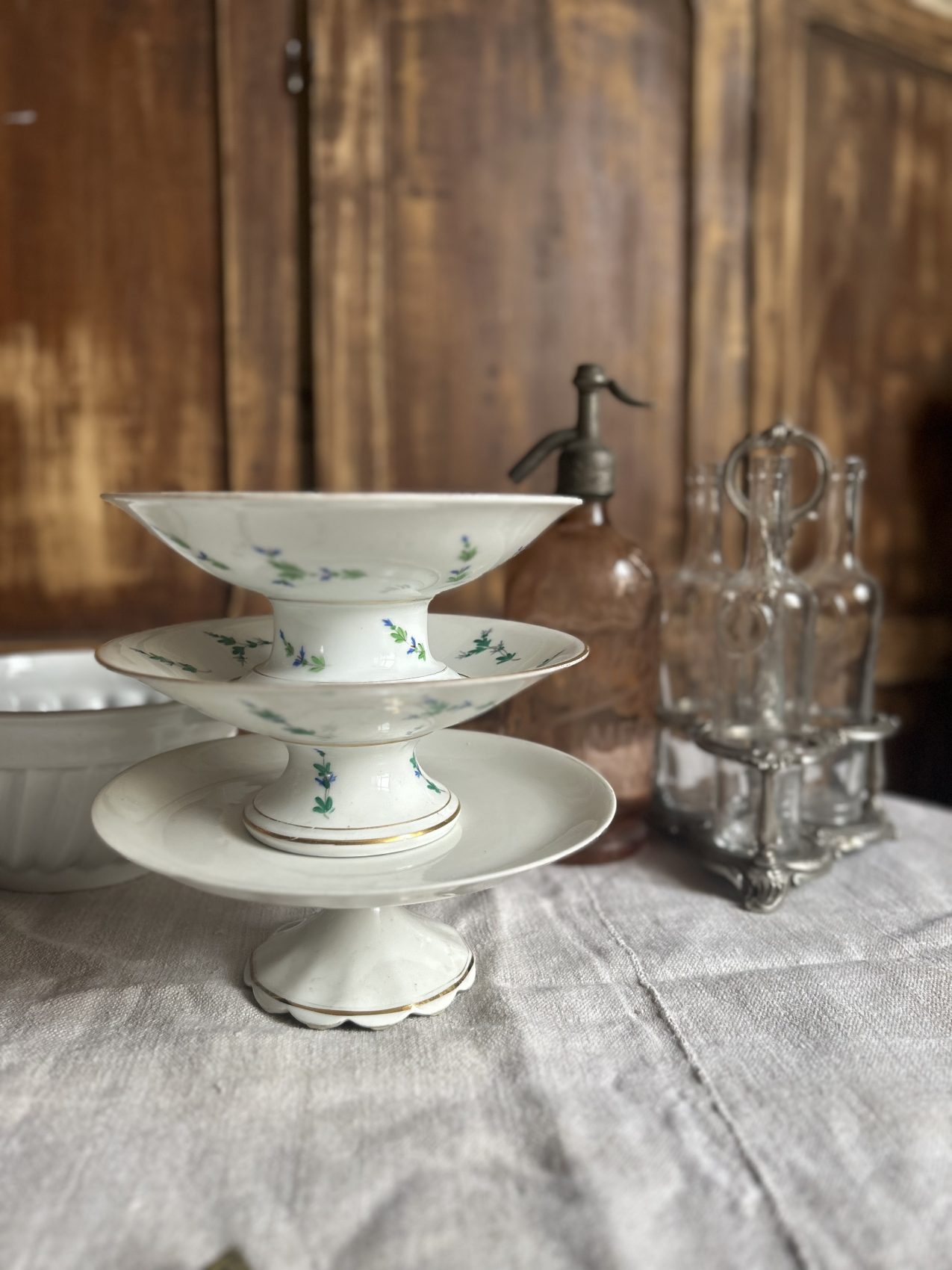 Compotier en faïence XIXe siècle blanc liseré or – charme authentique pour table de ferme – Image 9