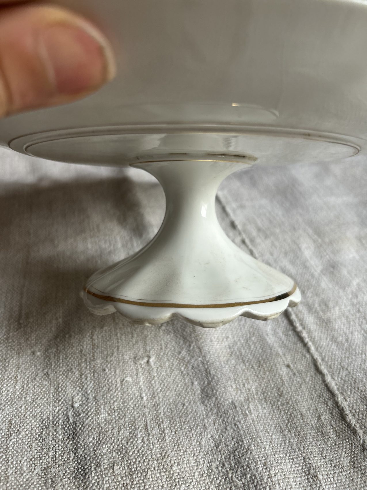Compotier en faïence XIXe siècle blanc liseré or – charme authentique pour table de ferme – Image 6