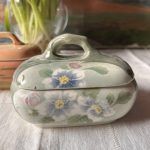 Porte-savon ancien en faïence K.G Lunéville décor floral – époque 1900 Prix de vente de 30 euros Livraison au choix partout en France