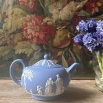 Théière Wedgwood jaspe bleu  4 tasses – élégance anglaise indémodable 