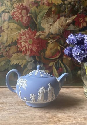 Théière Wedgwood jaspe bleu  4 tasses – élégance anglaise indémodable 