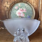 Petit vase Verlys en pâte de verre – décor oiseaux, Epoque art déco