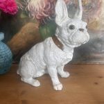 Chien  bouledogue Français en terre cuite – Maison Bavent, années 20 une superbe rareté 