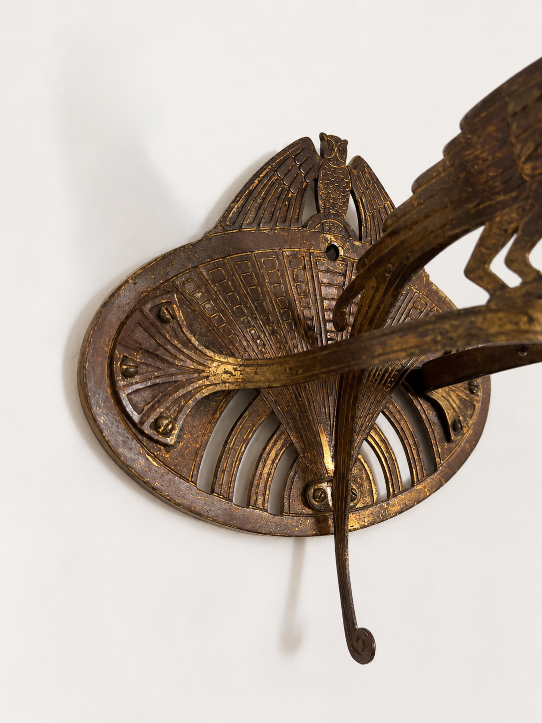 Applique Art Déco perroquet en métal – luminaire mural atypique TROP TARD ADOPTEE – Image 3