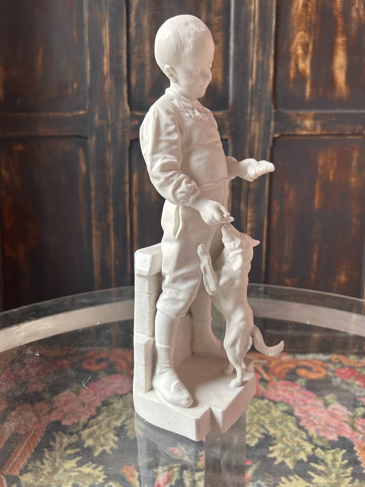 Sculpture en biscuit signée Bouré « Le déjeuner partagé » – époque 1900