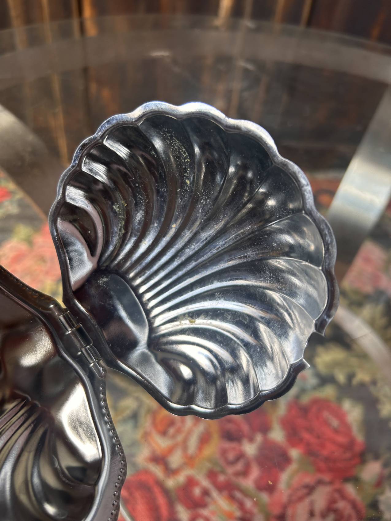 Beurrier coquillage vintage années 70 en inox et verre bleu – Image 7