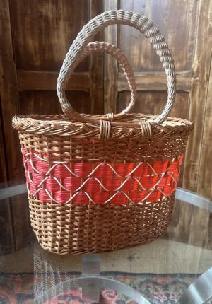 Panier vintage des années 50 en osier – Le compagnon des petites courses du quotidien