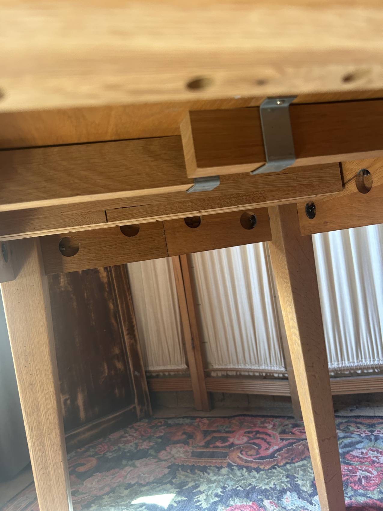 Table ronde extensible en chêne blond de 4 à 12 personnes - l’esprit campagne chic – Image 7
