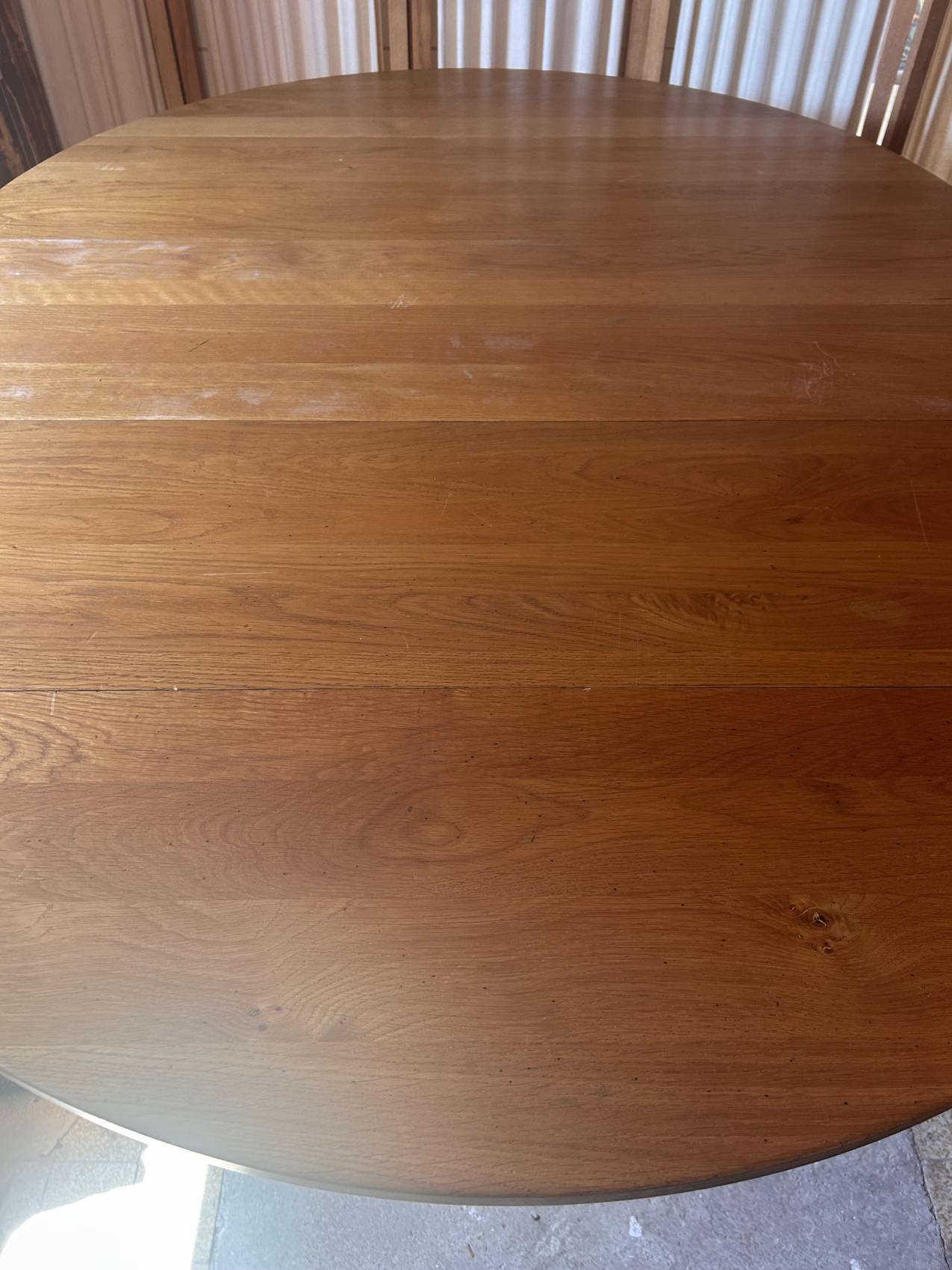 Table ronde extensible en chêne blond de 4 à 12 personnes - l’esprit campagne chic – Image 10