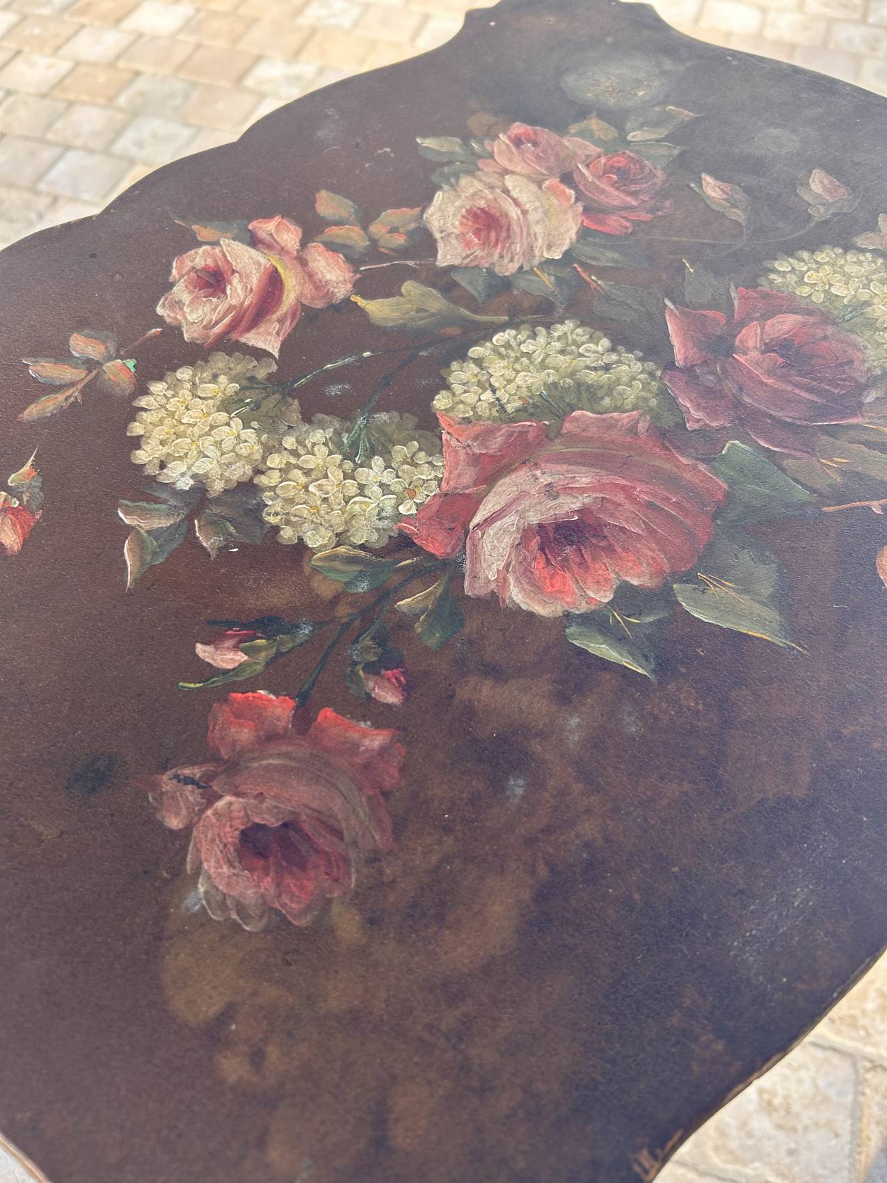 Table ancienne époque 1900 à motifs de fleurs - une rareté pleine de charme – Image 8