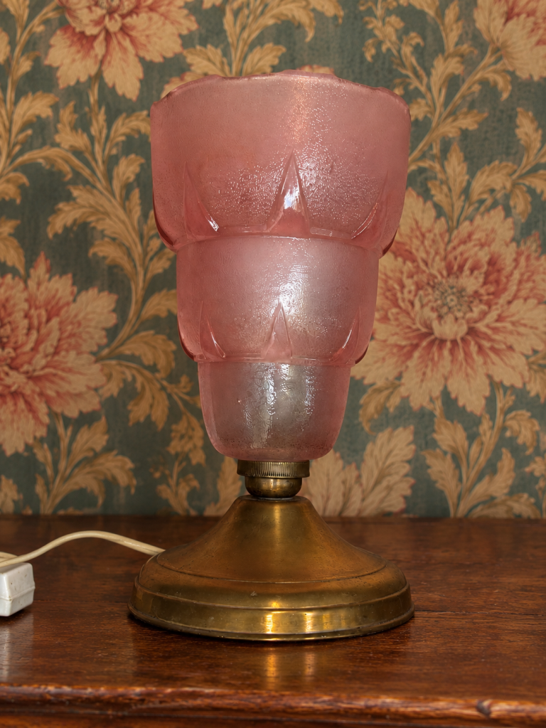 Petite lampe Art déco ancienne avec tulipe en verre rose - jolie rareté