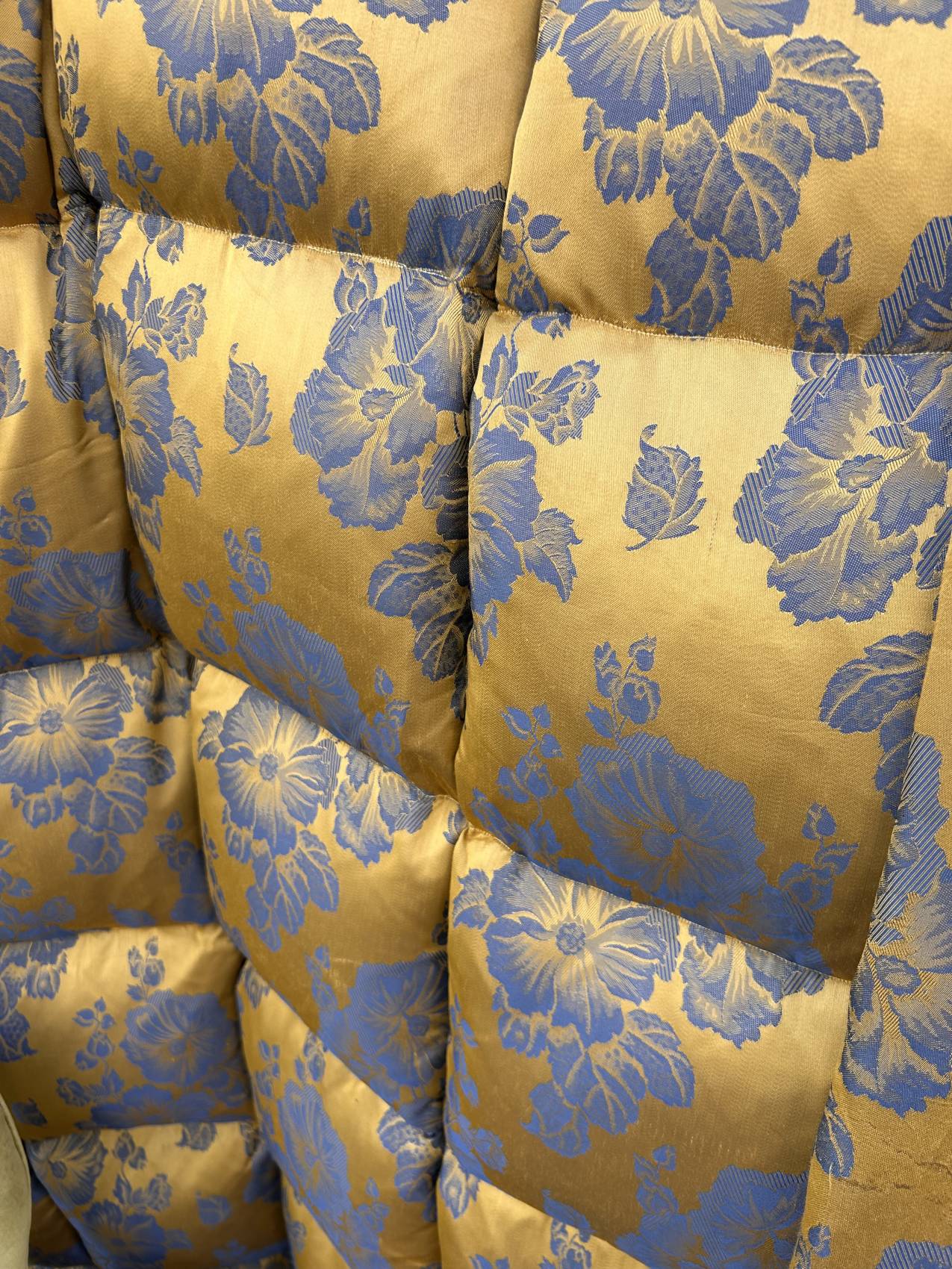 Édredon ancien en duvet naturel et tissu satiné – fabrication artisanale