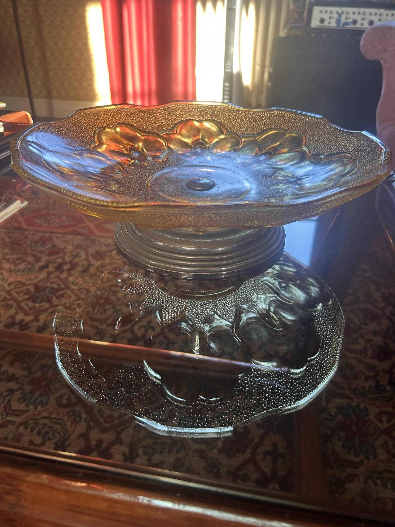 Grande coupe à fruits Art déco en verre ambré décor d’orchidées – Image 4