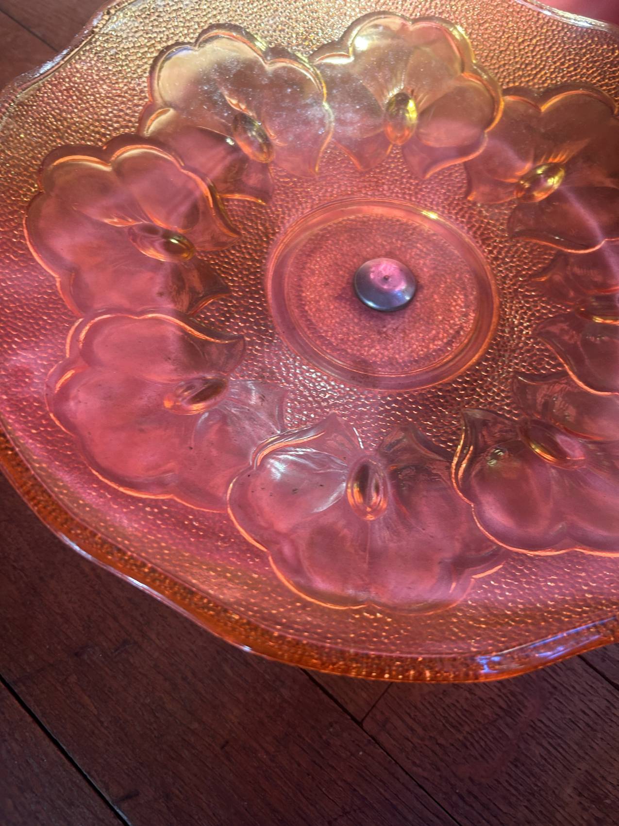 Grande coupe à fruits Art déco en verre ambré décor d’orchidées – Image 11