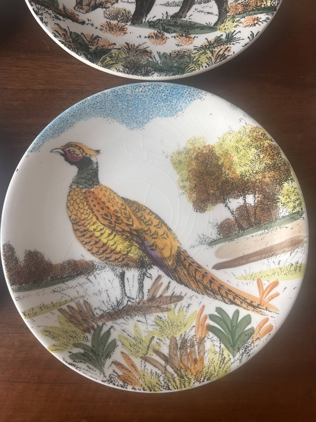 Douze assiettes plates en faïence de Gien – modèle Chambord – animaux de la forêt
